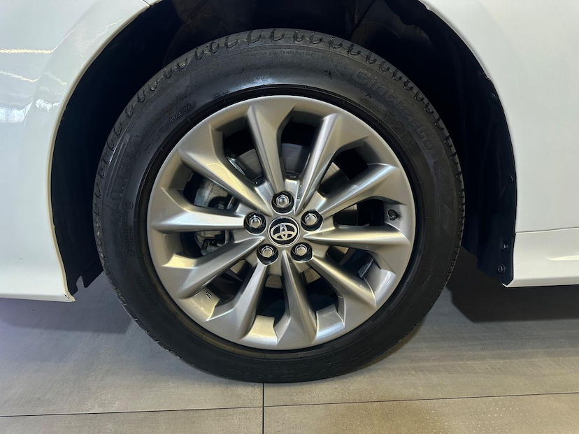 Foto do veículo TOYOTA COROLLA  GLI 20 2022 35.899 KM 119.900,00