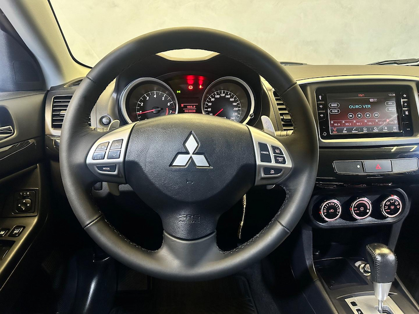 Foto do veículo MITSUBISHI LANCER  2.0 CVT 2019 63.800 KM 76.900,00