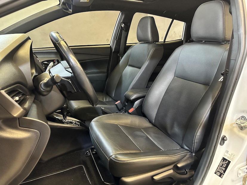 Foto do veículo TOYOTA YARIS  1.5 FLEX 16V 5P AUT. 2023 45.150 KM 97.900,00