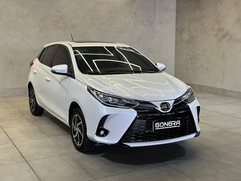 Foto do veículo TOYOTA YARIS  1.5 FLEX 16V 5P AUT. 2023 45.150 KM 97.900,00