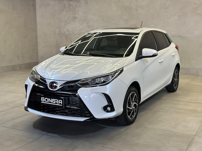 Foto do veículo TOYOTA YARIS  1.5 FLEX 16V 5P AUT. 2023 45.150 KM 97.900,00
