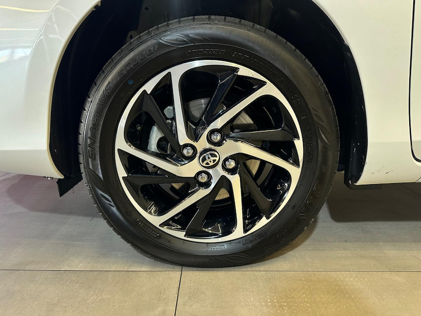 Foto do veículo TOYOTA YARIS  1.5 FLEX 16V 5P AUT. 2023 45.150 KM 97.900,00