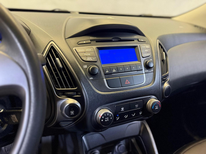 Foto do veículo HYUNDAI IX35  AUT. 2018 86.022 KM 86.900,00