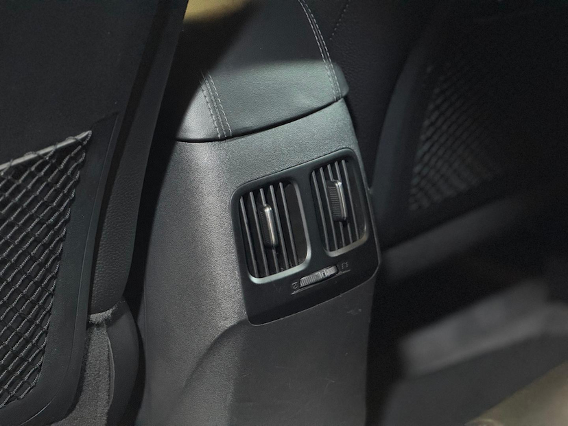 Foto do veículo HYUNDAI IX35  AUT. 2018 86.022 KM 86.900,00