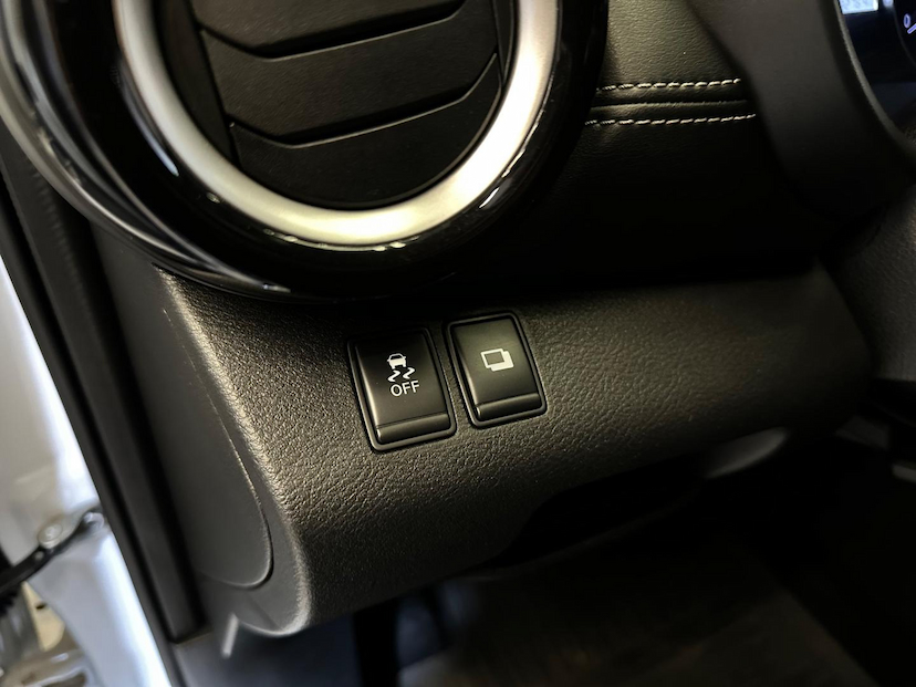 Foto do veículo NISSAN KICKS  SV CVT 2018 132.580 KM 78.900,00