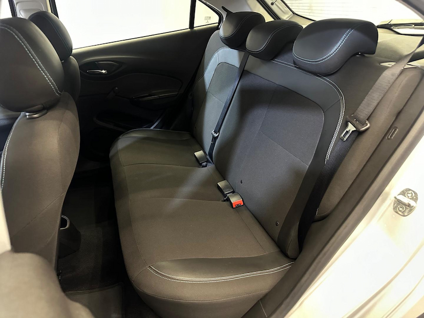 Foto do veículo CHEVROLET ONIX  1.0 MT LT 2019 95.280 KM 53.900,00