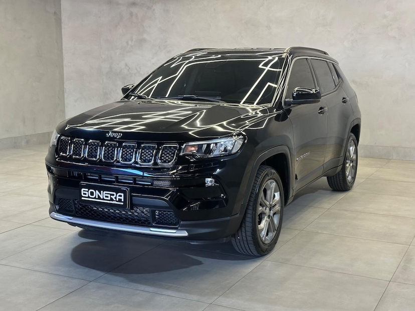 Foto do veículo JEEP COMPASS  LONG TF 2024 12.015 KM 150.900,00