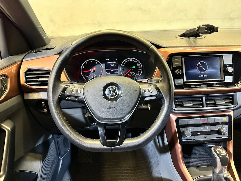 Foto do veículo VOLKSWAGEN T-CROSS T CROSS CL TSI AD 2020 39.298 KM 106.900,00