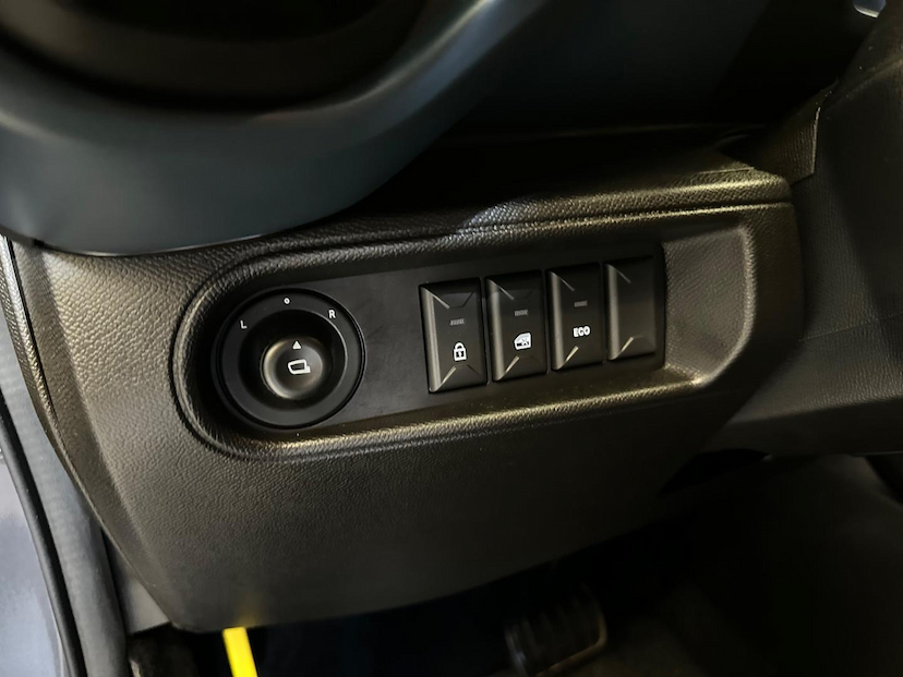 Foto do veículo CITROËN C3  FEEL PACK 1.6 AT 2024 12.960 KM 86.900,00
