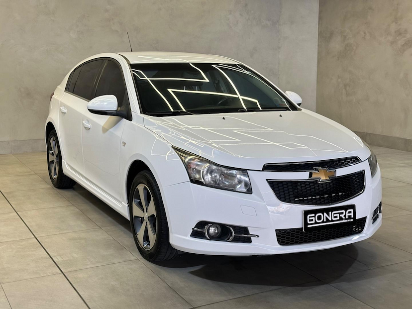 Foto do veículo CHEVROLET CRUZE  LT HB 2014 140.582 KM 62.900,00