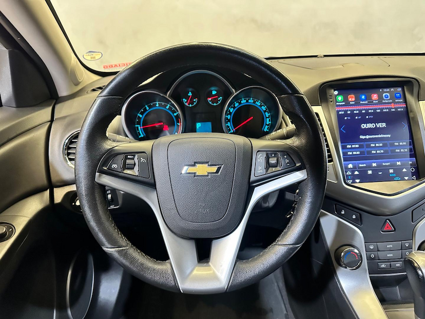 Foto do veículo CHEVROLET CRUZE  LT HB 2014 140.582 KM 62.900,00