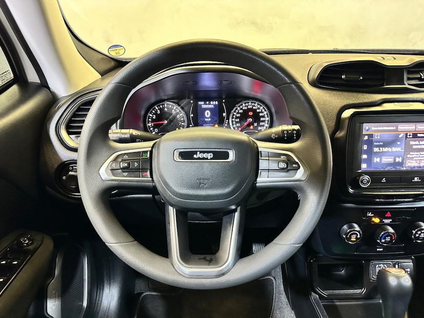 Foto do veículo JEEP RENEGADE  SPT T270 2023 24.800 KM 104.900,00