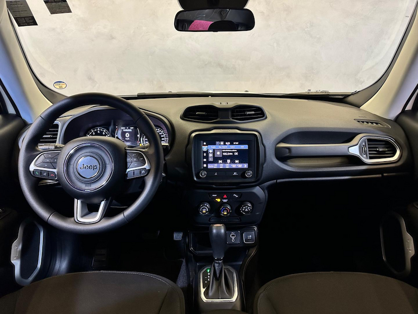 Foto do veículo JEEP RENEGADE  SPORT AT 2021 11.315 KM 85.900,00