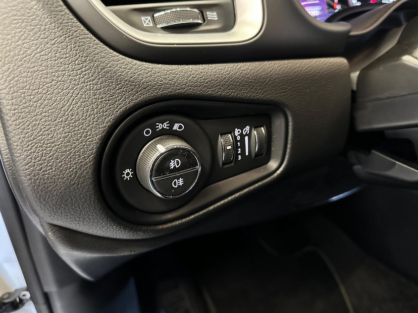 Foto do veículo JEEP RENEGADE  SPORT AT 2021 11.315 KM 85.900,00
