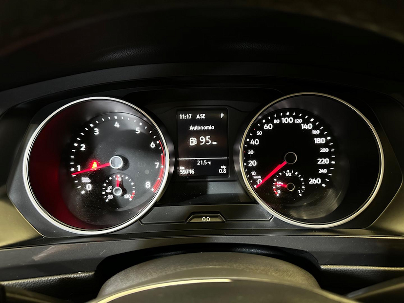 Foto do veículo VOLKSWAGEN TIGUAN  ALLSPAC 250 TSI 1.4 FLEX 2020 59.592 KM 126.900,00
