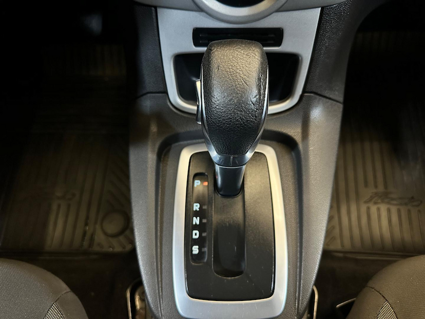 Foto do veículo FORD FIESTA  10SEL GTDI AUT 2018 93.136 KM 59.900,00