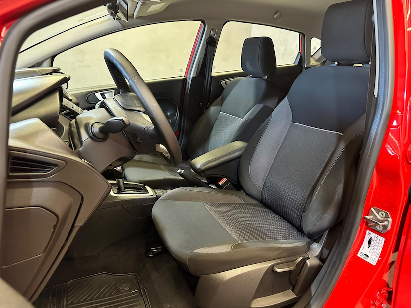 Foto do veículo FORD FIESTA  10SEL GTDI AUT 2018 93.136 KM 59.900,00
