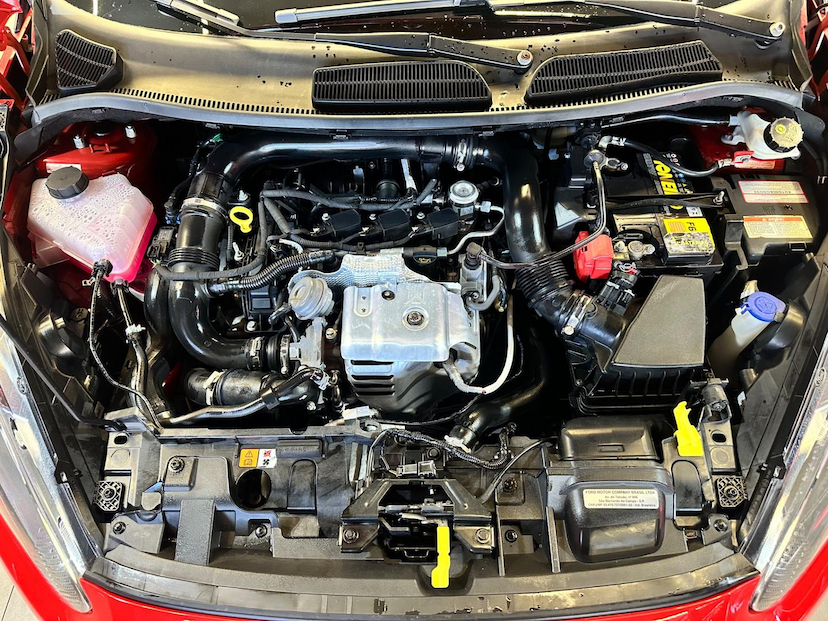 Foto do veículo FORD FIESTA  10SEL GTDI AUT 2018 93.136 KM 59.900,00