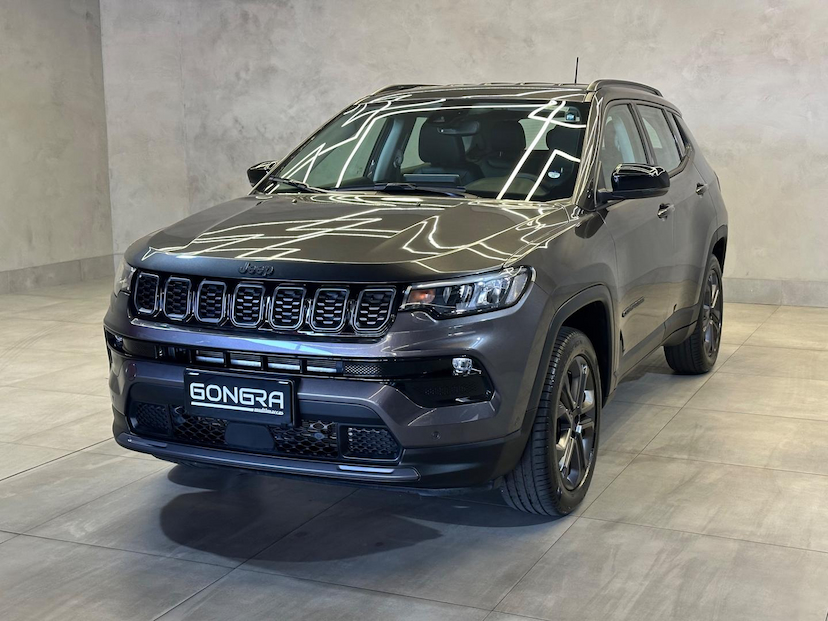 Foto do veículo JEEP COMPASS  LONG T 2025 11.740 KM 172.900,00