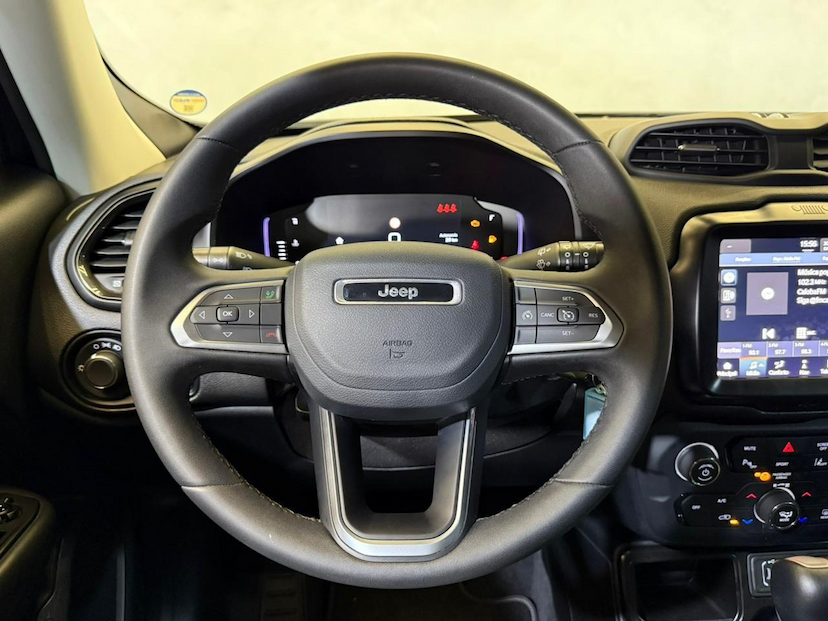 Foto do veículo JEEP RENEGADE  LONGITUDE T270 1.3 TB 4X2 FLEX AUT 2025 14.736 KM 115.900,00