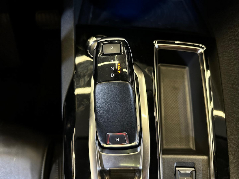 Foto do veículo PEUGEOT 3008  GRIFFE AT 2022 22.200 KM 159.900,00
