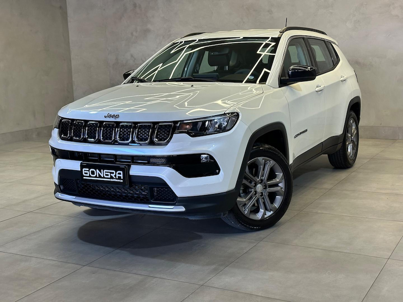 Foto do veículo JEEP COMPASS  LONG TF 2024 14.460 KM 151.900,00