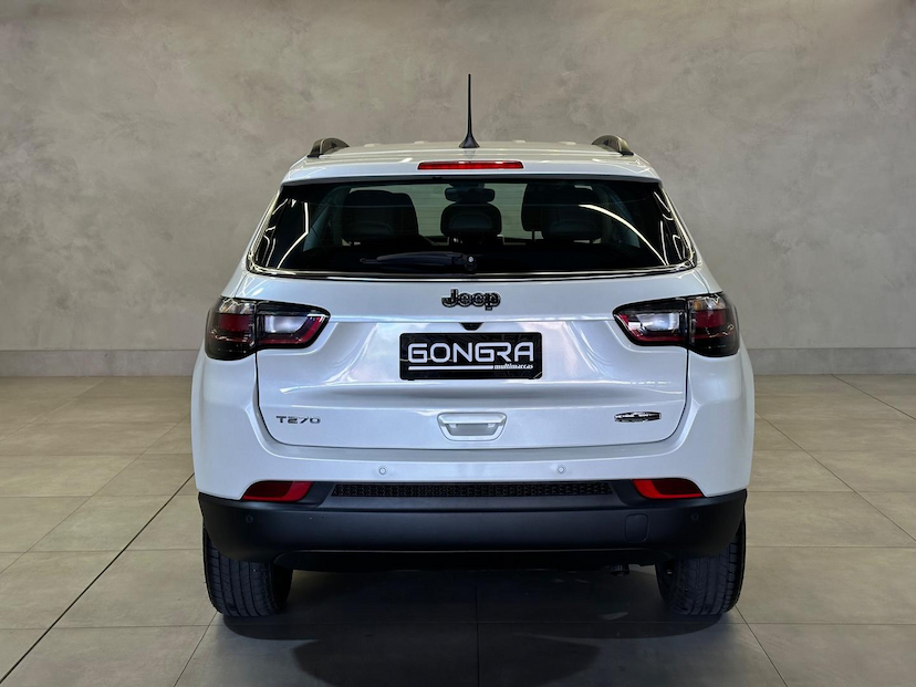 Foto do veículo JEEP COMPASS  LONG TF 2024 14.460 KM 151.900,00