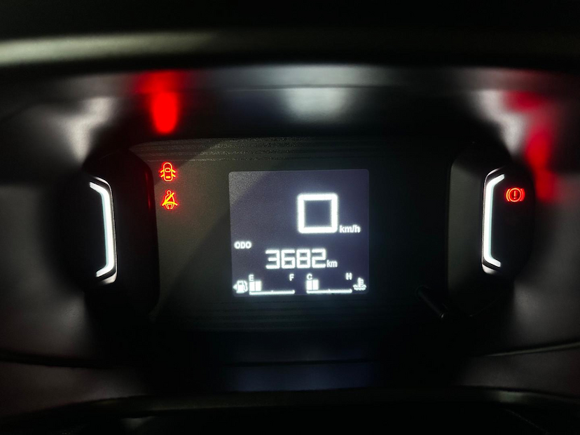 Foto do veículo CITROËN C3  LIVE PK 1.0 2024 3.670 KM 68.900,00