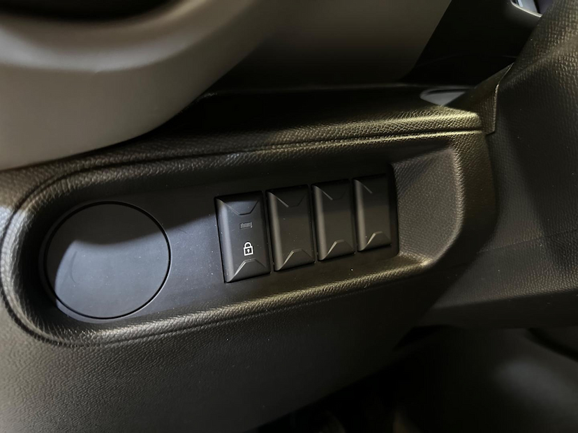Foto do veículo CITROËN C3  LIVE PK 1.0 2024 3.670 KM 68.900,00