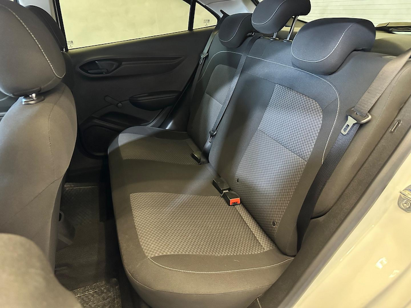 Foto do veículo CHEVROLET ONIX  1.0MT JOYE 2019 78.840 KM 54.900,00