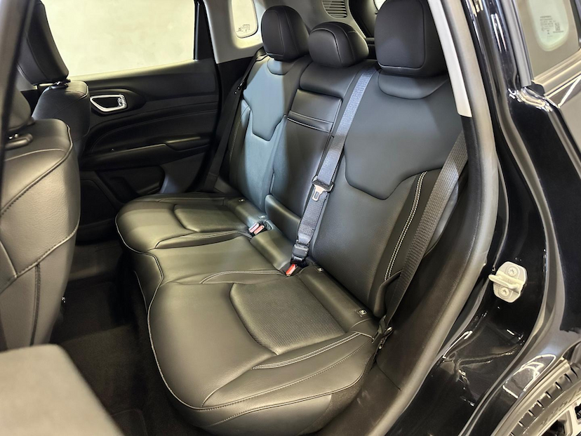 Foto do veículo JEEP COMPASS  LONG. T270 1.3 TB 4X2 FLEX AUT. 2025 9.526 KM 169.900,00