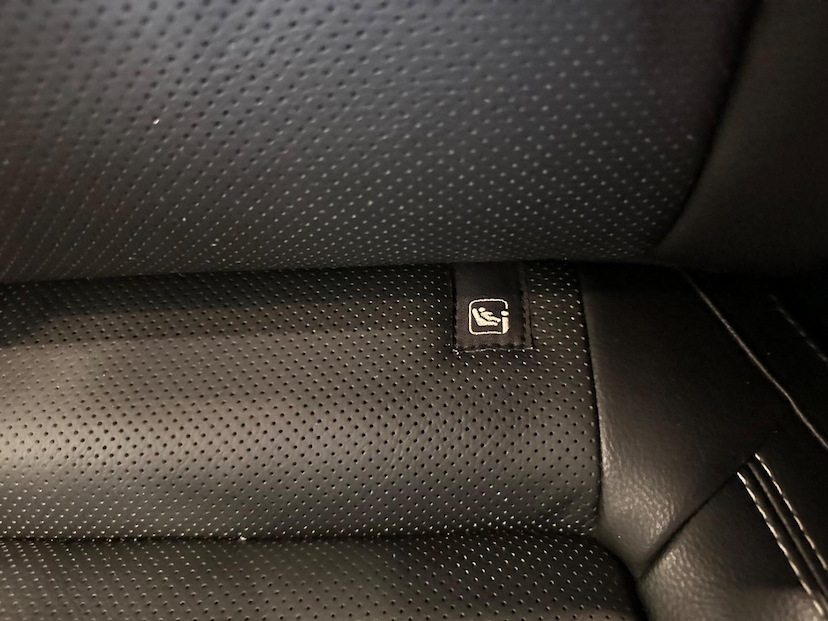 Foto do veículo JEEP COMPASS  LONG. T270 1.3 TB 4X2 FLEX AUT. 2023 44.405 KM 134.900,00