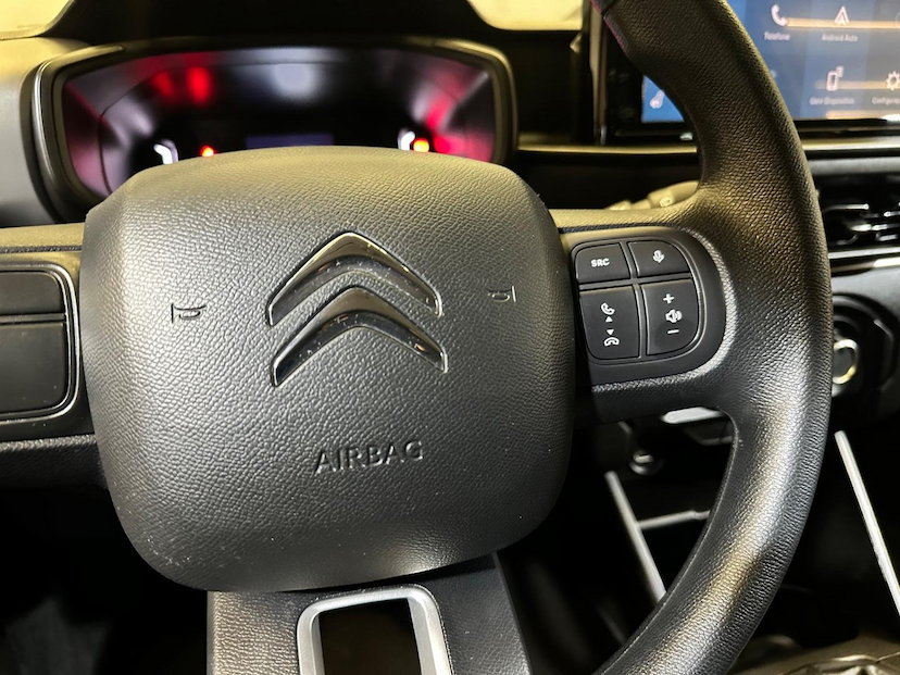 Foto do veículo CITROËN C3  LIVE PK 1.0 2024 8.152 KM 68.900,00