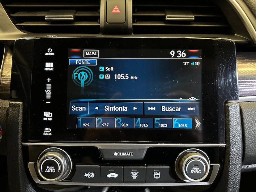 Foto do veículo HONDA CIVIC  TOURING CVT 2020 108.784 KM 142.900,00