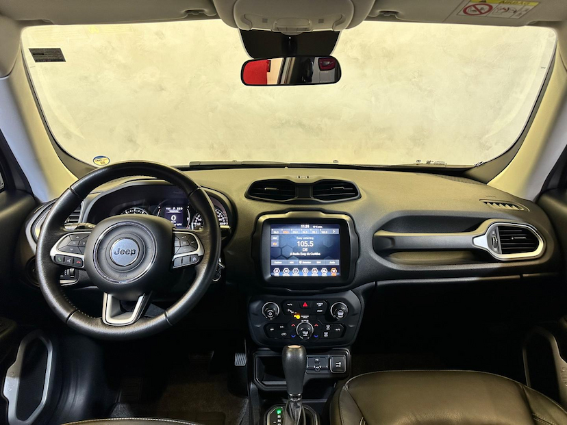 Foto do veículo JEEP RENEGADE  LNGTD AT 2019 99.112 KM 74.900,00