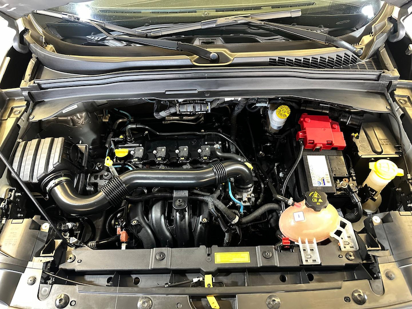 Foto do veículo JEEP RENEGADE  LNGTD AT 2019 99.112 KM 74.900,00