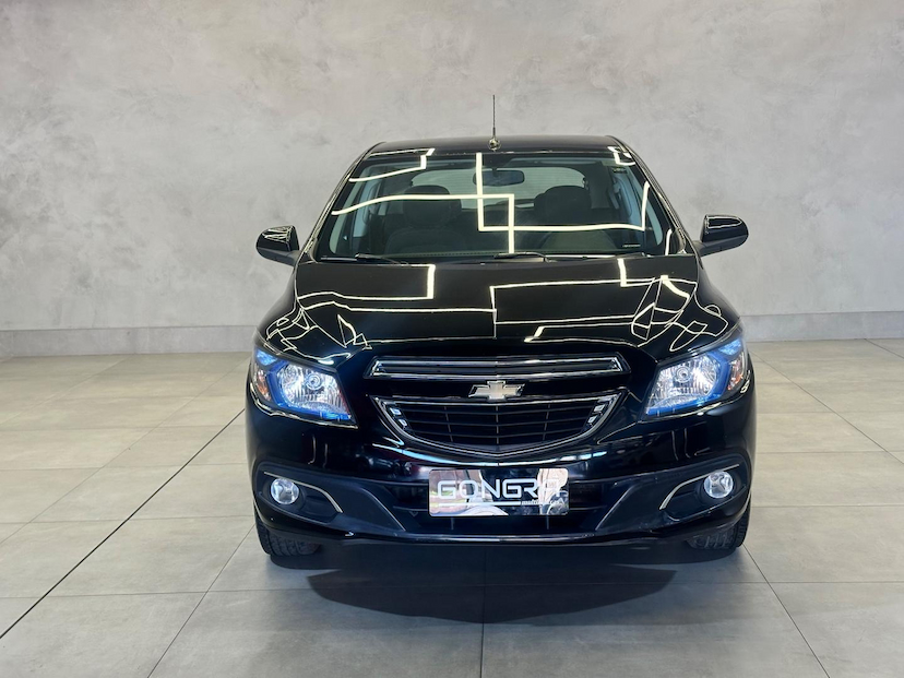 Foto do veículo CHEVROLET ONIX  1.4MT LTZ 2014 140.500 KM 49.900,00