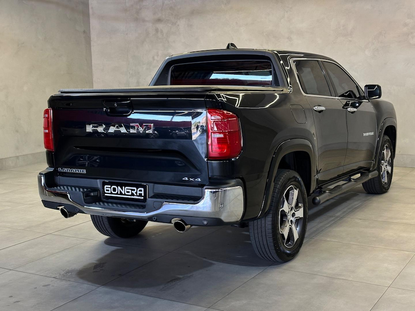 Foto do veículo RAM RAMPAGE  LARAMIE 2.0 GAS 2024 20.238 KM 212.900,00