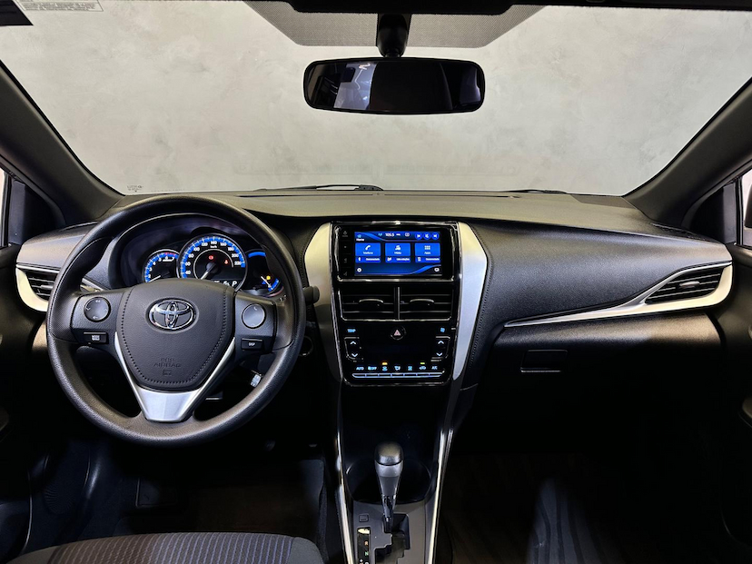Foto do veículo TOYOTA YARIS  HATCH XL PLUS 1.5 2022 67.892 KM 86.900,00