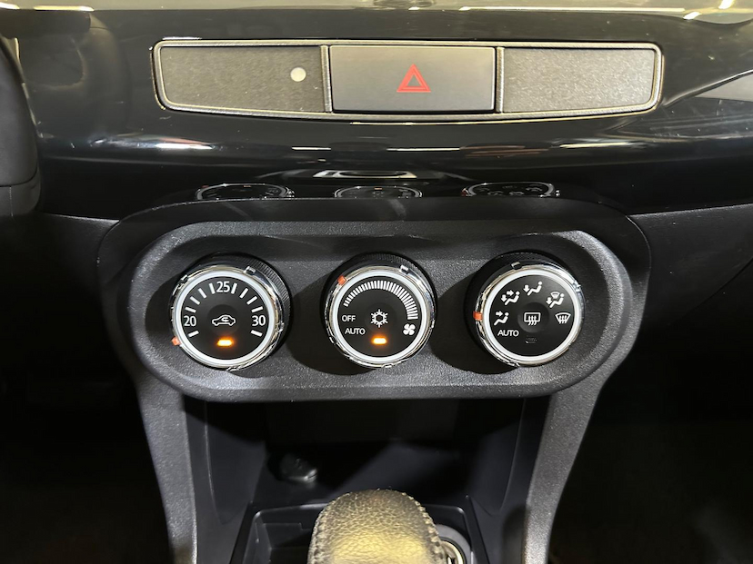 Foto do veículo MITSUBISHI LANCER  2.0 CVT 2019 40.342 KM 78.900,00