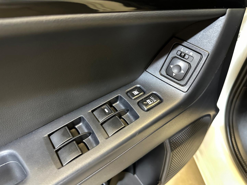 Foto do veículo MITSUBISHI LANCER  2.0 CVT 2019 40.342 KM 78.900,00