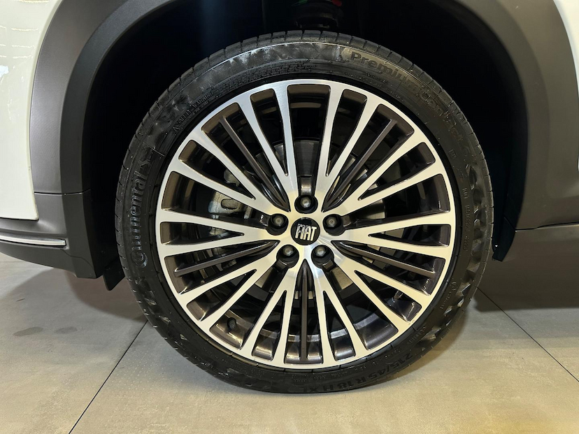 Foto do veículo FIAT FASTBACK  TURBO 270 2024 1.212 KM 132.900,00