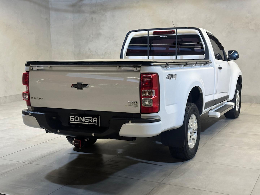 Foto do veículo CHEVROLET S10  LS DS4 2015 130.542 KM 115.900,00