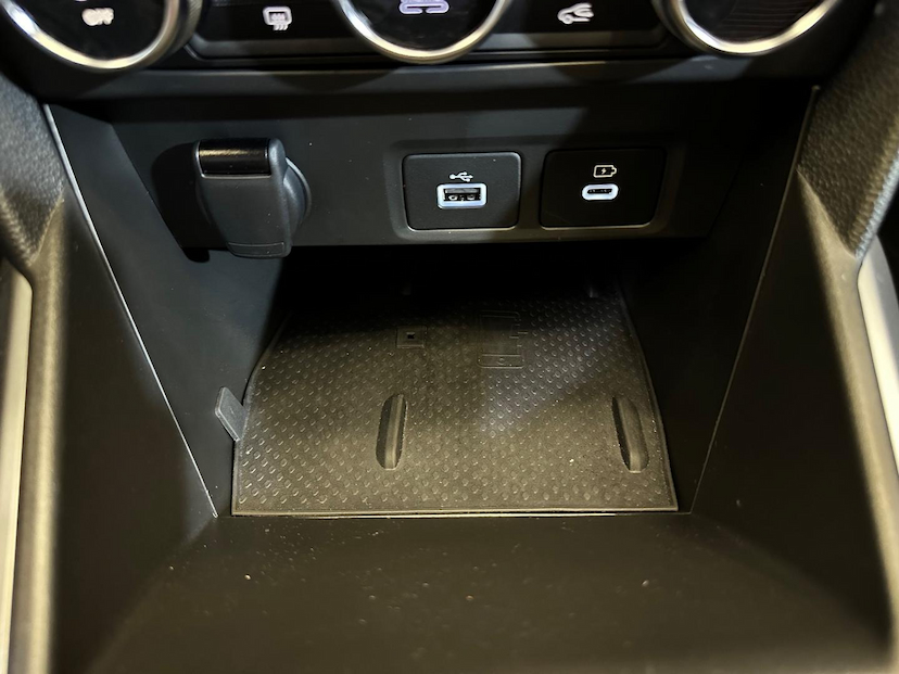 Foto do veículo RENAULT KARDIAN  PREM AT 2025 6.300 KM 109.900,00