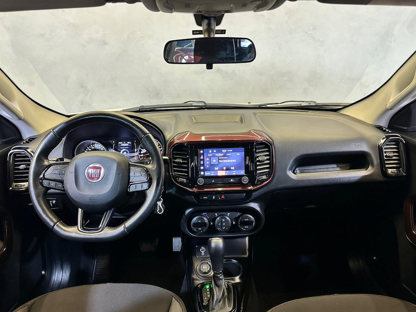 Foto do veículo FIAT TORO  FREEDOM 1.8 AT6 2021 97.252 KM 95.900,00