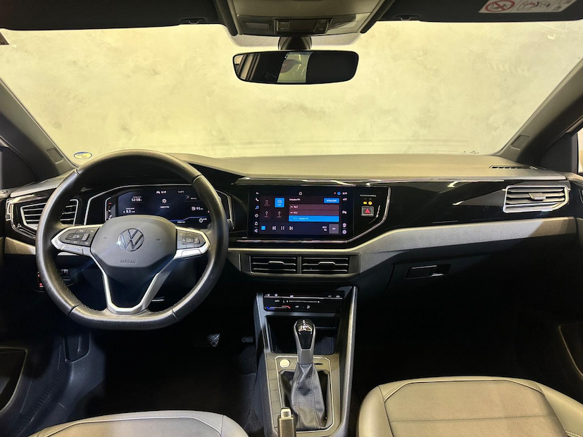 Foto do veículo VOLKSWAGEN NIVUS  1.0 200 TSI HIGHLINE 2023 28.820 KM 119.900,00