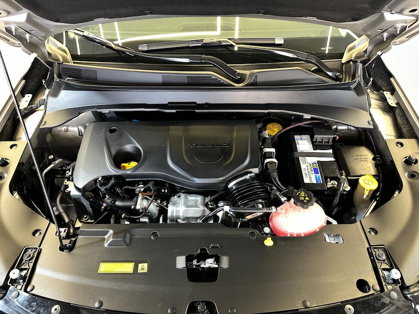 Foto do veículo JEEP COMPASS  LONG TF 2022 20.150 KM 134.900,00