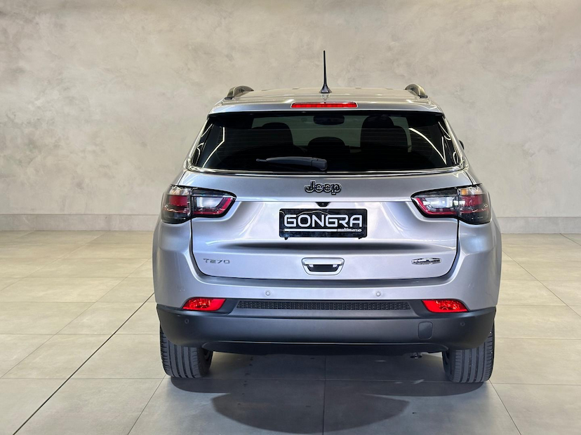 Foto do veículo JEEP COMPASS  LONG TF 2022 20.150 KM 134.900,00