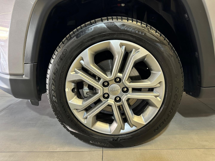 Foto do veículo JEEP COMPASS  LONG TF 2022 20.150 KM 134.900,00