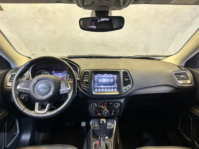 Foto do veículo JEEP COMPASS  LONGITUDE F 2020 44.887 KM 106.900,00